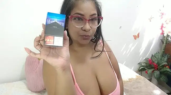 Janeth Sweet online show from January 29, 6:39 pm