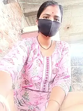 Snapshot of Mamta_Chaterjee chatting on June 14, 2:24 am Mamta Chaterjee online show from June 14, 2:24 am