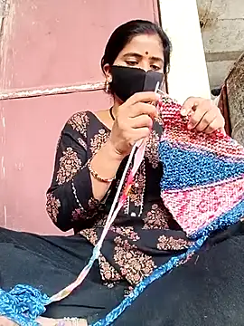 Snapshot of Mamta_Chaterjee chatting on February 7, 3:36 am Mamta Chaterjee online show from February 7, 3:36 am