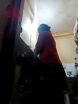 Snapshot of Mamta_Chaterjee chatting on February 12, 1:27 am Mamta Chaterjee online show from February 12, 1:27 am