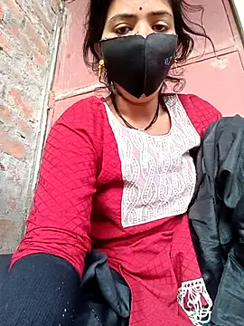 Snapshot of Mamta_Chaterjee chatting on December 15, 2:39 am Mamta Chaterjee online show from December 15, 2:39 am