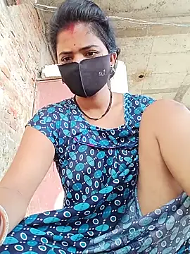 Snapshot of Mamta_Chaterjee chatting on June 10, 1:40 am Mamta Chaterjee online show from June 10, 1:40 am