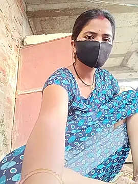 Snapshot of Mamta_Chaterjee chatting on June 12, 12:52 am Mamta Chaterjee online show from June 12, 12:52 am