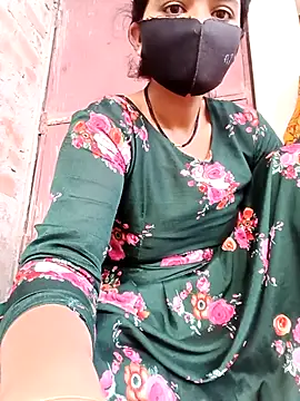 Snapshot of Mamta_Chaterjee chatting on February 4, 1:55 am Mamta Chaterjee online show from February 4, 1:55 am