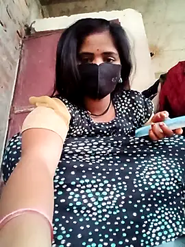 Mamta Chaterjee online show from March 29, 1:13 pm