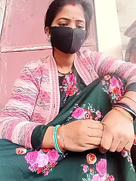 Snapshot of Mamta_Chaterjee chatting on February 20, 2:19 am Mamta Chaterjee online show from February 20, 2:19 am