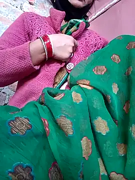 Snapshot of Mamta_Chaterjee chatting on December 5, 1:38 am Mamta Chaterjee online show from December 5, 1:38 am