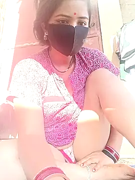 Snapshot of Mamta_Chaterjee chatting on March 4, 1:57 am Mamta Chaterjee online show from March 4, 1:57 am