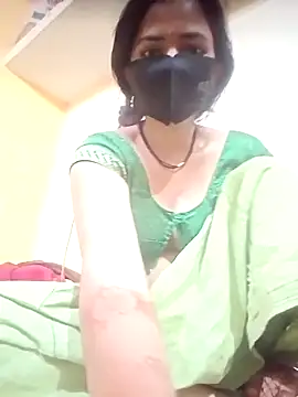Snapshot of Mamta_Chaterjee chatting on October 13, 2:13 am Mamta Chaterjee online show from October 13, 2:13 am