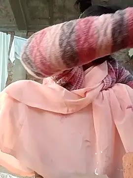 Snapshot of Mamta_Chaterjee chatting on January 6, 1:53 am Mamta Chaterjee online show from January 6, 1:53 am