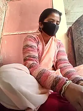 Snapshot of Mamta_Chaterjee chatting on January 10, 1:56 am Mamta Chaterjee online show from January 10, 1:56 am