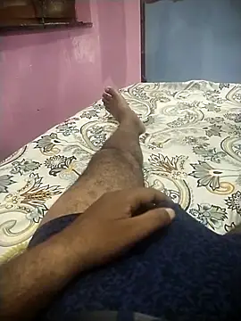 Snapshot of ak007_desire chatting on September 13, 8:31 pm ak007 desire online show from September 13, 8:31 pm