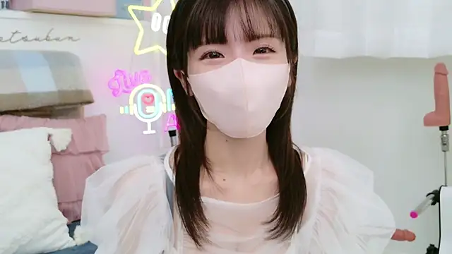 Snapshot of -minami- chatting on March 12, 12:15 pm -minami- online show from March 12, 12:15 pm