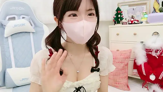 Snapshot of -minami- chatting on November 29, 12:05 pm -minami- online show from November 29, 12:05 pm