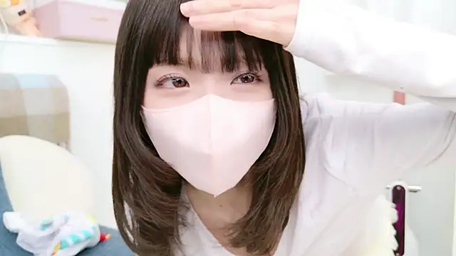 Snapshot of -minami- chatting on January 23, 2:39 pm -minami- online show from January 23, 2:39 pm