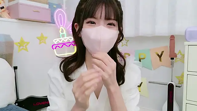 Snapshot of -minami- chatting on January 27, 12:16 pm -minami- online show from January 27, 12:16 pm