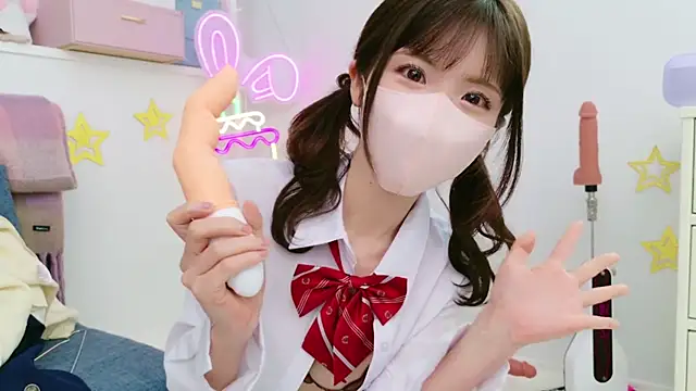 Snapshot of -minami- chatting on February 2, 6:36 am -minami- online show from February 2, 6:36 am