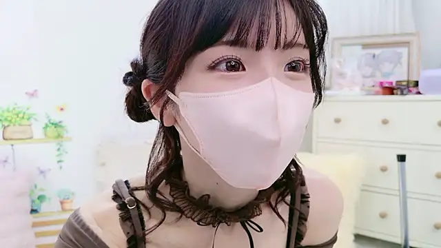 Snapshot of -minami- chatting on October 12, 3:30 am -minami- online show from October 12, 3:30 am