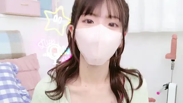 Snapshot of -minami- chatting on March 18, 12:06 pm -minami- online show from March 18, 12:06 pm