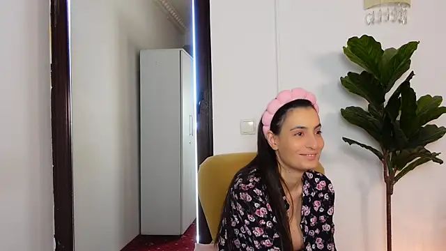 NinaCrystal1 online show from January 13, 8:51 am