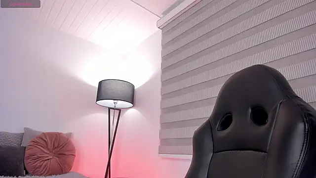 vico sweety online show from October 25, 9:15 pm