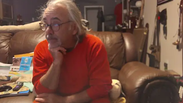 Snapshot of PincheDave4u chatting on January 6, 12:05 am PincheDave4u online show from January 6, 12:05 am