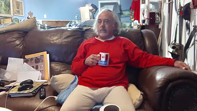 Snapshot of PincheDave4u chatting on January 25, 10:29 am PincheDave4u online show from January 25, 10:29 am