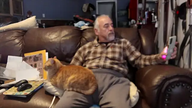 Snapshot of PincheDave4u chatting on January 26, 6:27 pm PincheDave4u online show from January 26, 6:27 pm