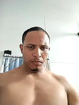 Piroca doce18 online show from December 15, 5:52 pm