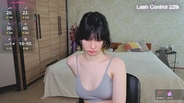 JulisSweet online show from April 4, 6:42 am