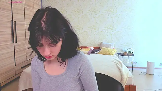 JulisSweet online show from September 19, 6:50 am