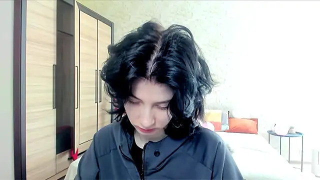 JulisSweet online show from March 9, 7:34 am