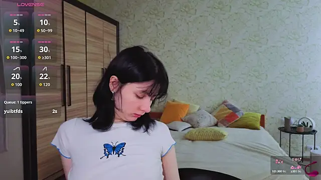 JulisSweet online show from November 15, 7:56 am