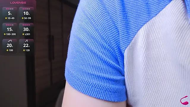 JulisSweet online show from December 22, 8:25 am