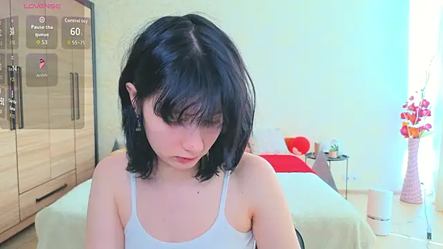 JulisSweet online show from February 22, 8:06 am