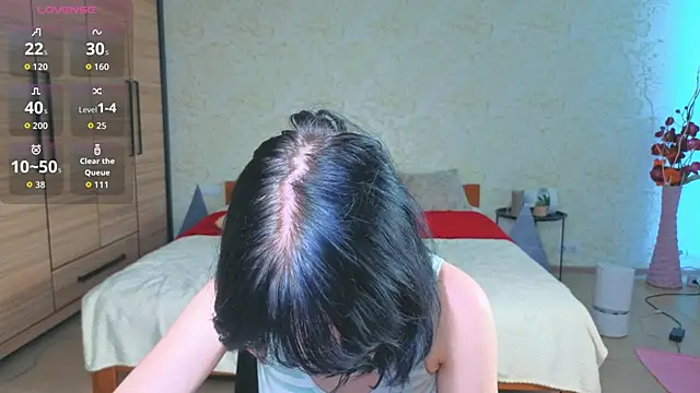 JulisSweet online show from February 14, 8:03 am