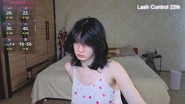 JulisSweet online show from April 19, 6:25 am