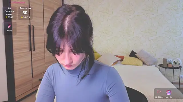 JulisSweet online show from October 2, 6:50 am