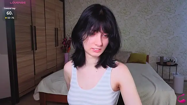 JulisSweet online show from November 9, 8:29 am