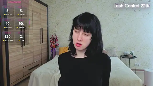 JulisSweet online show from May 1, 6:29 am