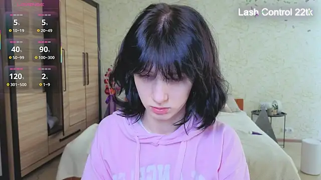 JulisSweet online show from March 31, 6:59 am