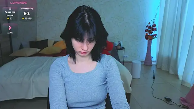 JulisSweet online show from February 24, 8:26 am