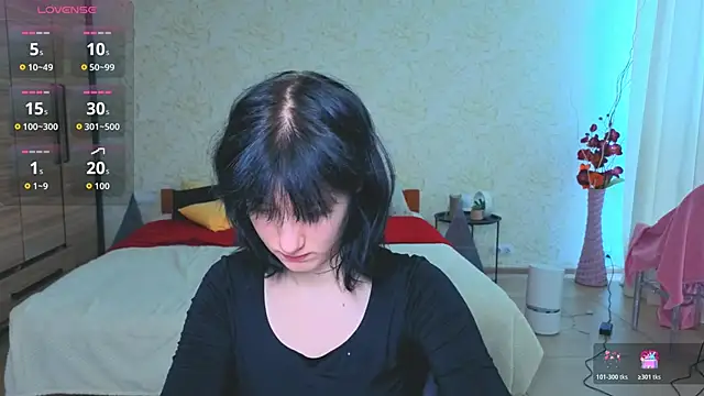 JulisSweet online show from February 17, 8:33 am