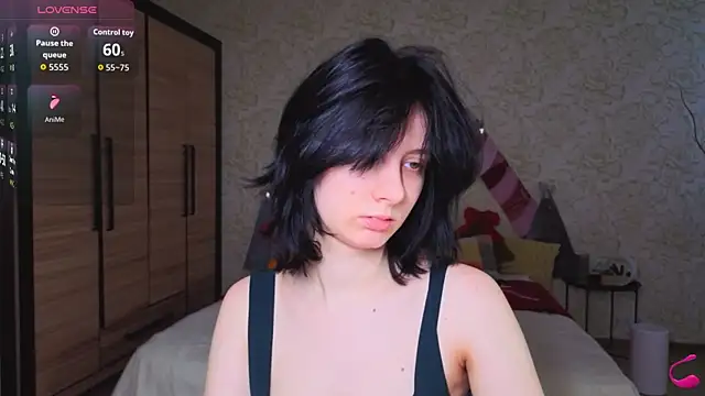 JulisSweet online show from January 9, 9:49 am