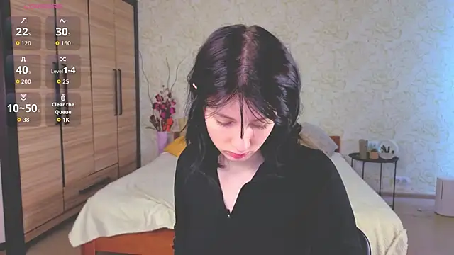 JulisSweet online show from October 9, 7:09 am