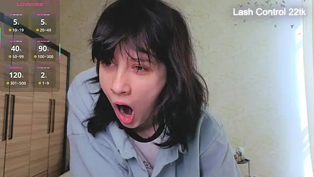 JulisSweet online show from April 5, 7:26 am