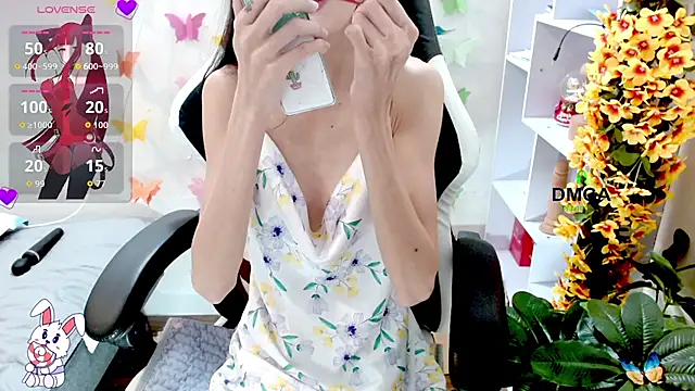 ChangChang  online show from May 22, 1:14 am