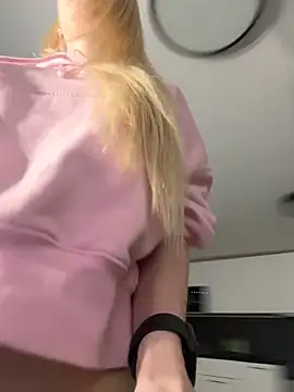 Vladamais online show from February 9, 1:20 pm