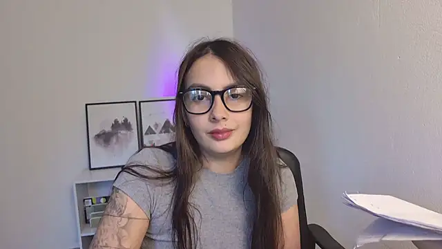 lalawhitte online show from July 16, 6:16 pm
