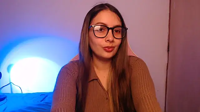 lalawhitte online show from October 27, 10:11 pm